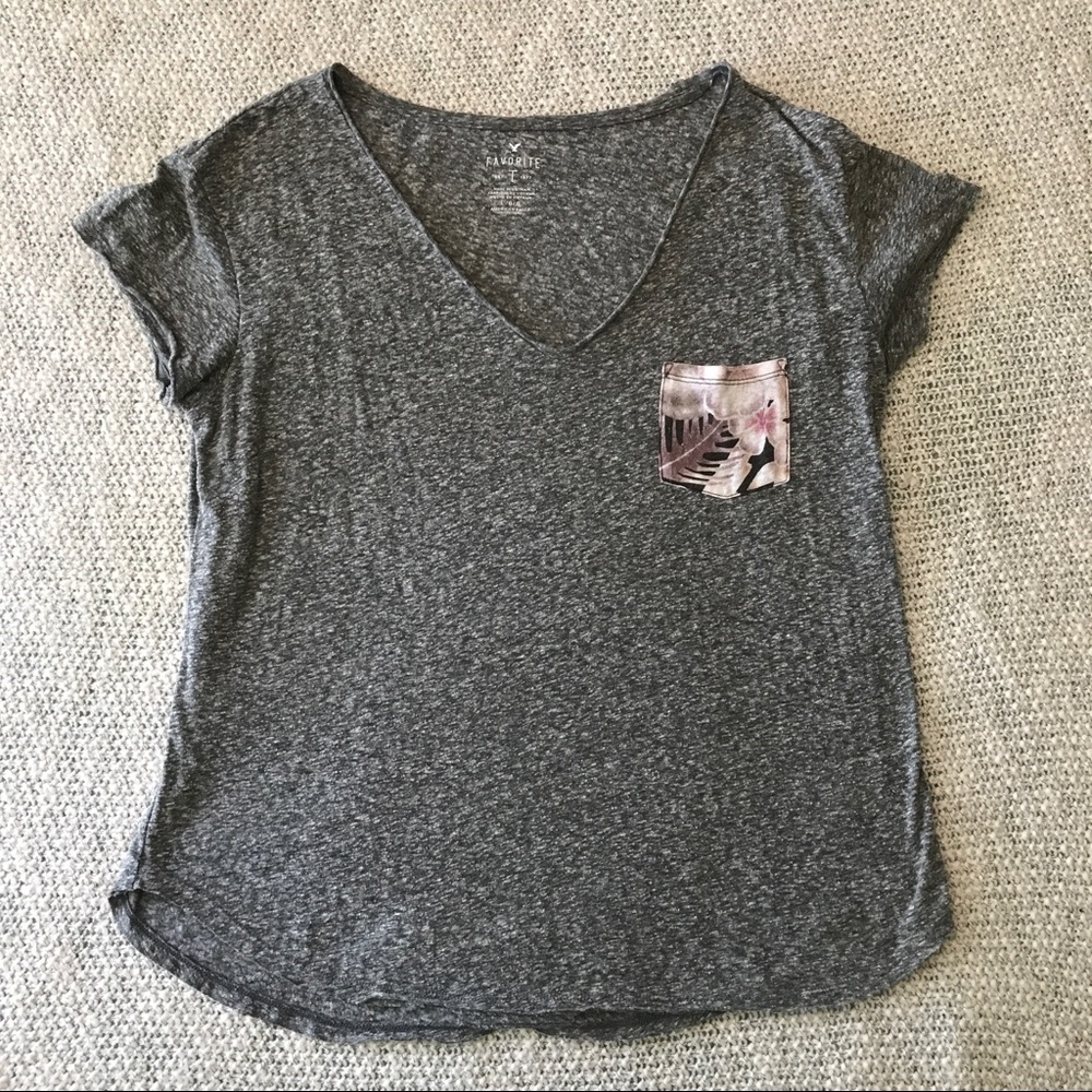 AEO v neck gray heather "favorite t" with pocket